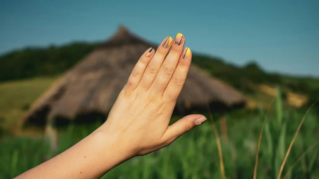 How to keep your nails moisturized and Maintain Proper Nail Hygiene