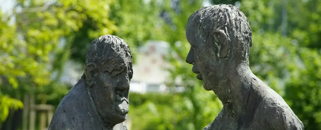 slow life talking others