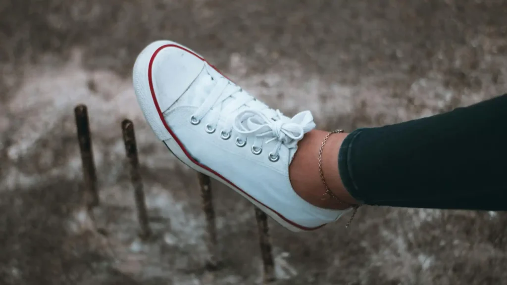 styling white sneakers