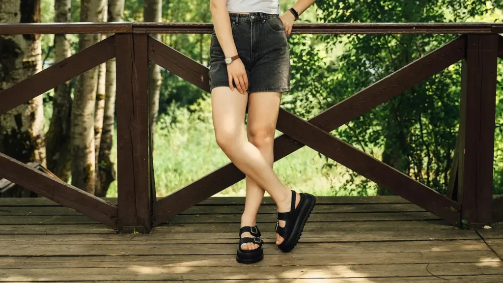 Platform Sandals style tips
