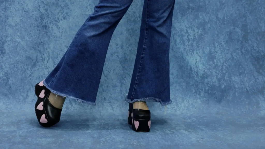 Shoes to Wear with Flared Jeans